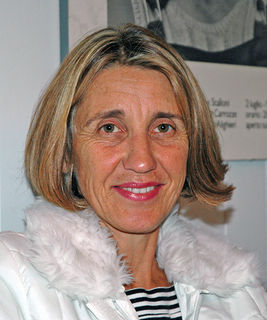 Kirsten ( Mother of Joe)